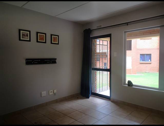 2 BEDROOM APARTMENT TO LET IN BOARDWALK